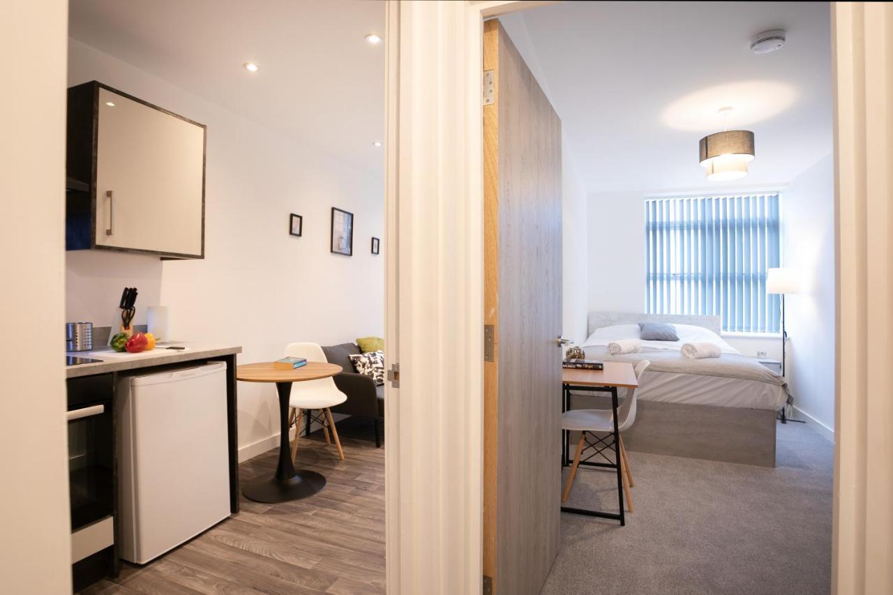 Hoemli Smart City Centre Apartment Leicester Esterno foto