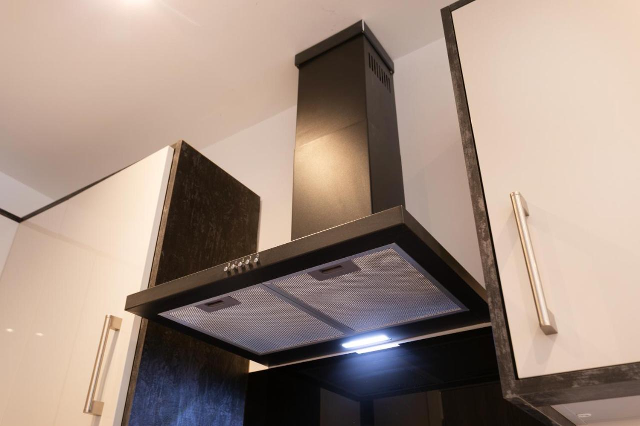 Hoemli Smart City Centre Apartment Leicester Esterno foto