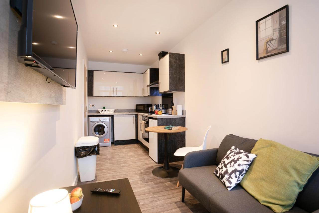 Hoemli Smart City Centre Apartment Leicester Esterno foto