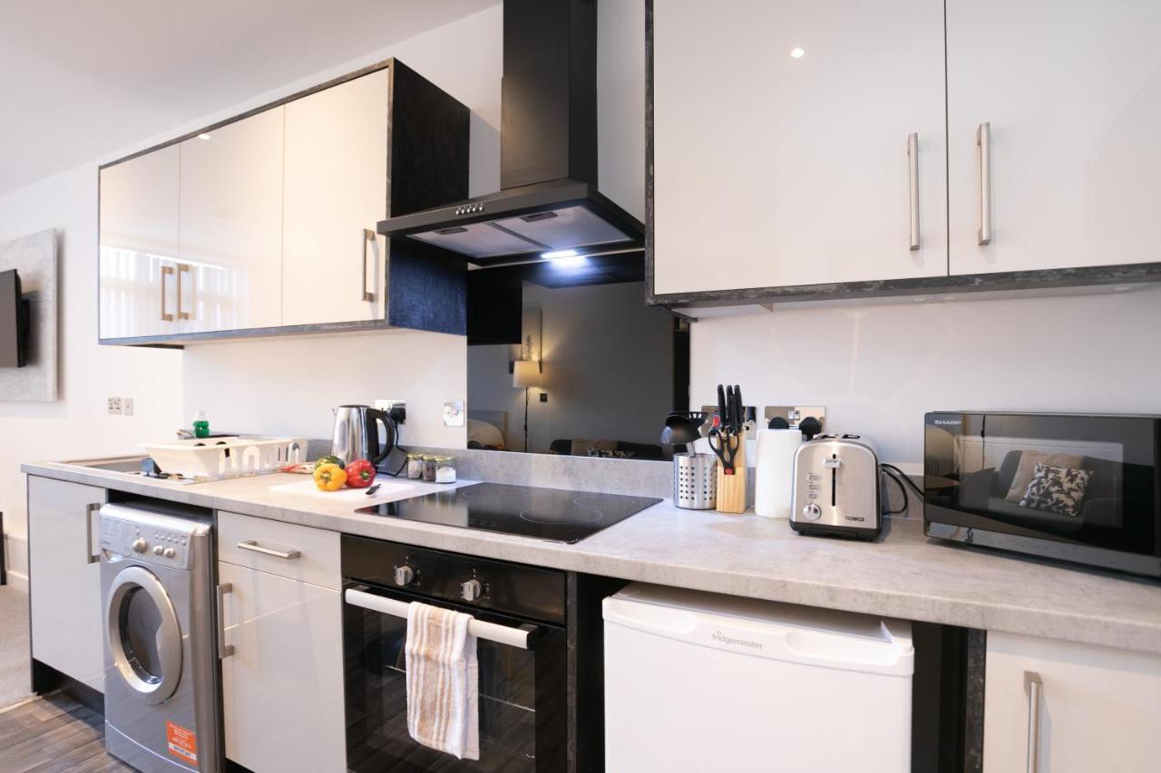 Hoemli Smart City Centre Apartment Leicester Esterno foto