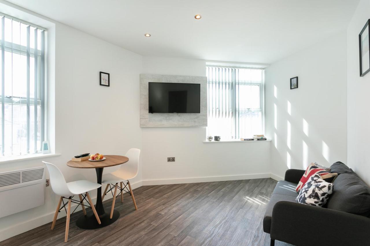 Hoemli Smart City Centre Apartment Leicester Esterno foto