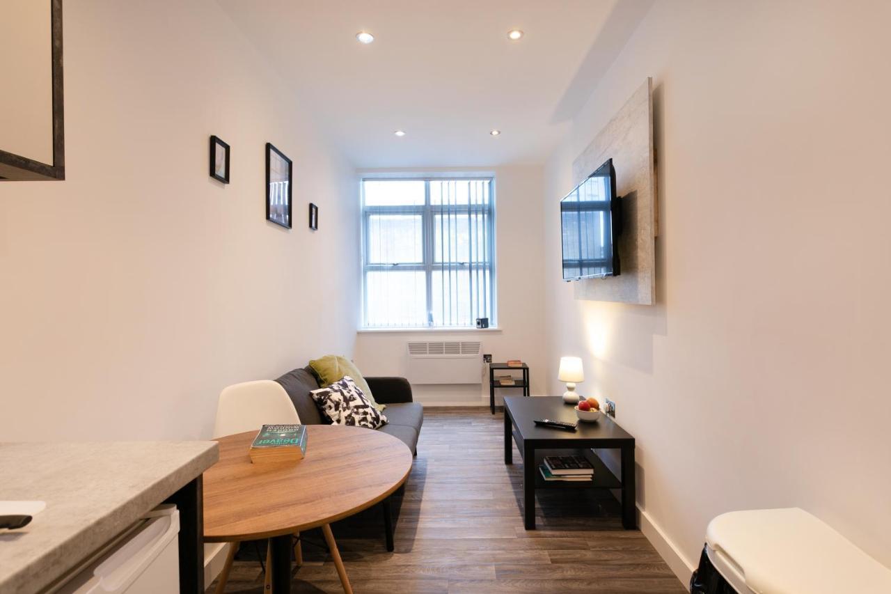 Hoemli Smart City Centre Apartment Leicester Esterno foto