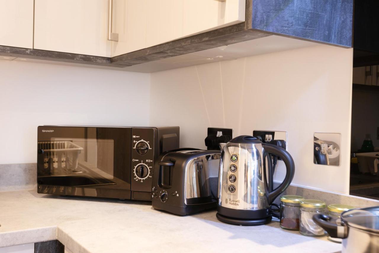 Hoemli Smart City Centre Apartment Leicester Esterno foto