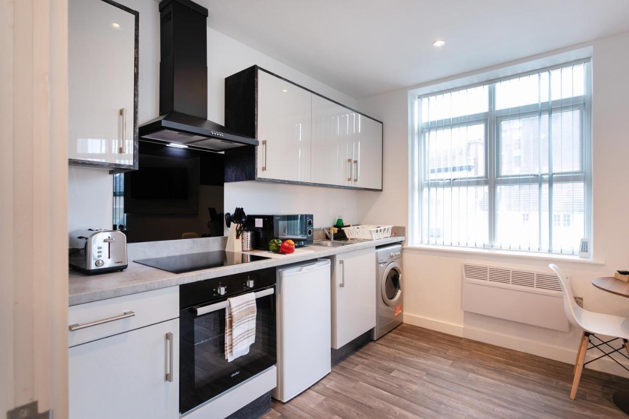 Hoemli Smart City Centre Apartment Leicester Esterno foto