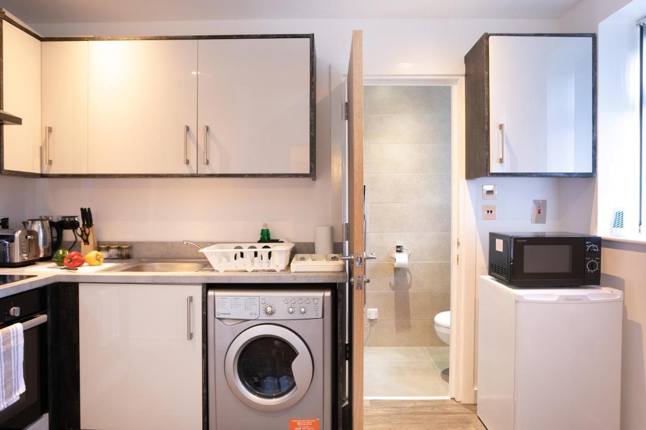 Hoemli Smart City Centre Apartment Leicester Esterno foto