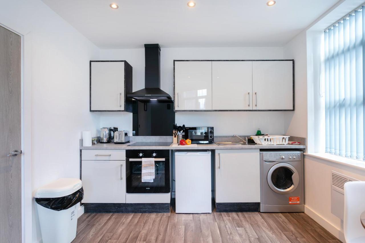 Hoemli Smart City Centre Apartment Leicester Esterno foto
