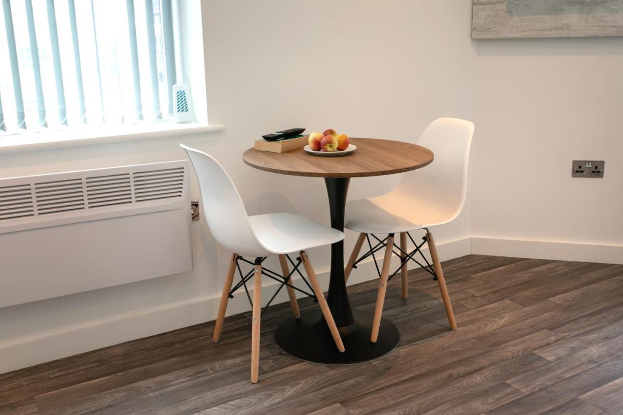 Hoemli Smart City Centre Apartment Leicester Esterno foto