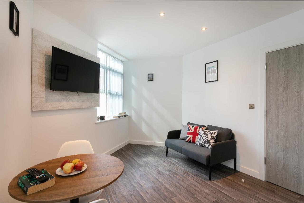 Hoemli Smart City Centre Apartment Leicester Esterno foto